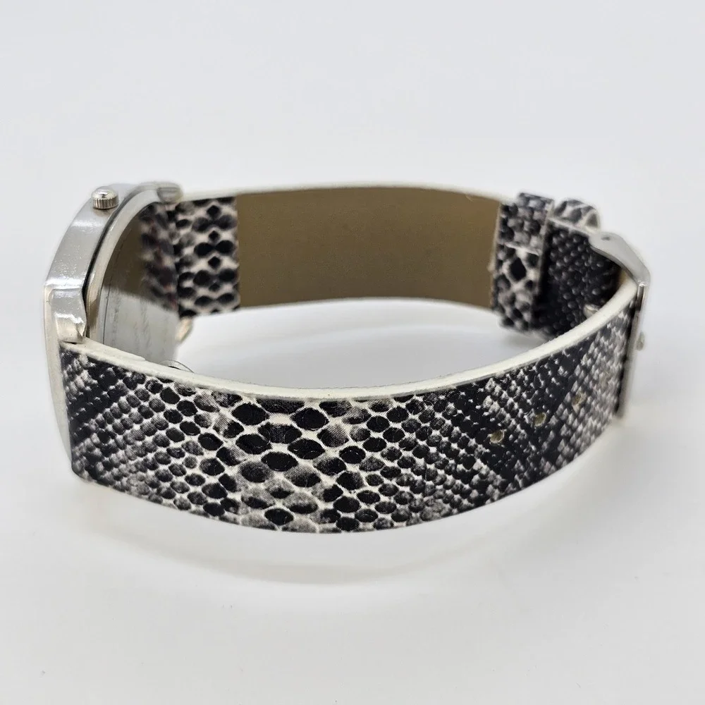 37MM Women's‎ Analog Watch Cream Dial Snake Print Faux Leather Bands NEW Battery